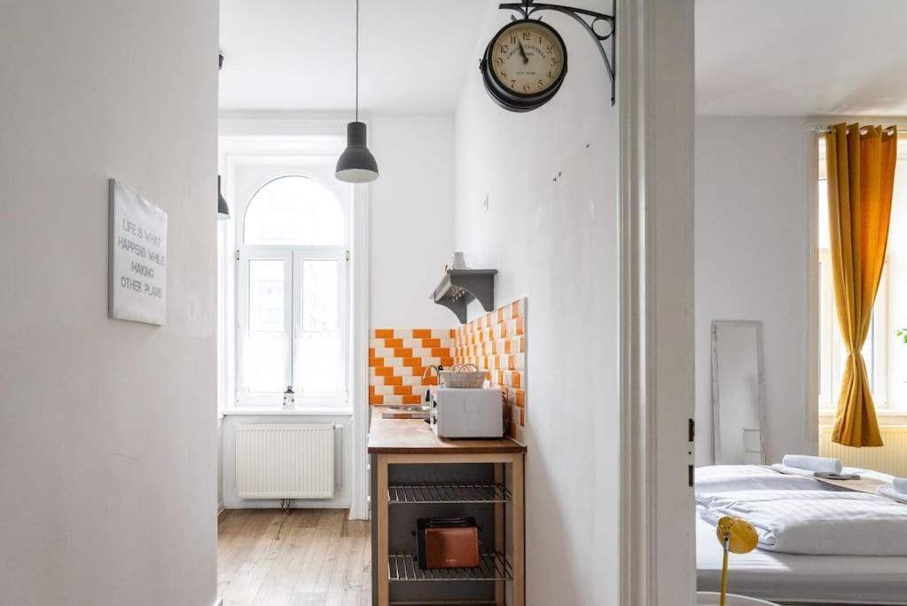 Apartmán Lite 1Br Near Metro & Center By Hm Vídeň Exteriér fotografie