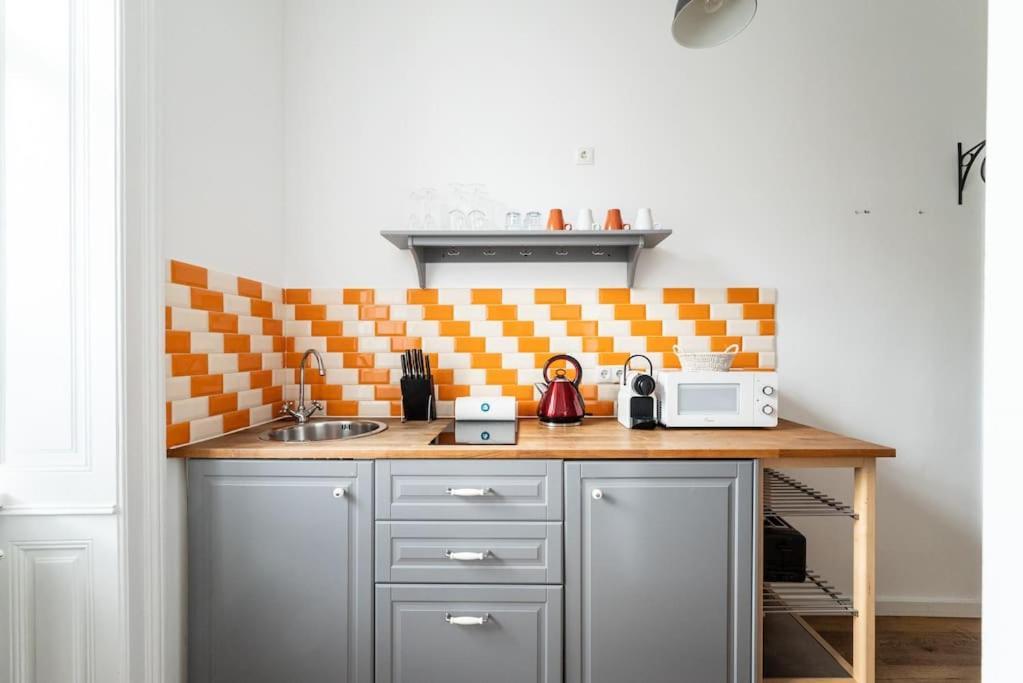 Apartmán Lite 1Br Near Metro & Center By Hm Vídeň Exteriér fotografie