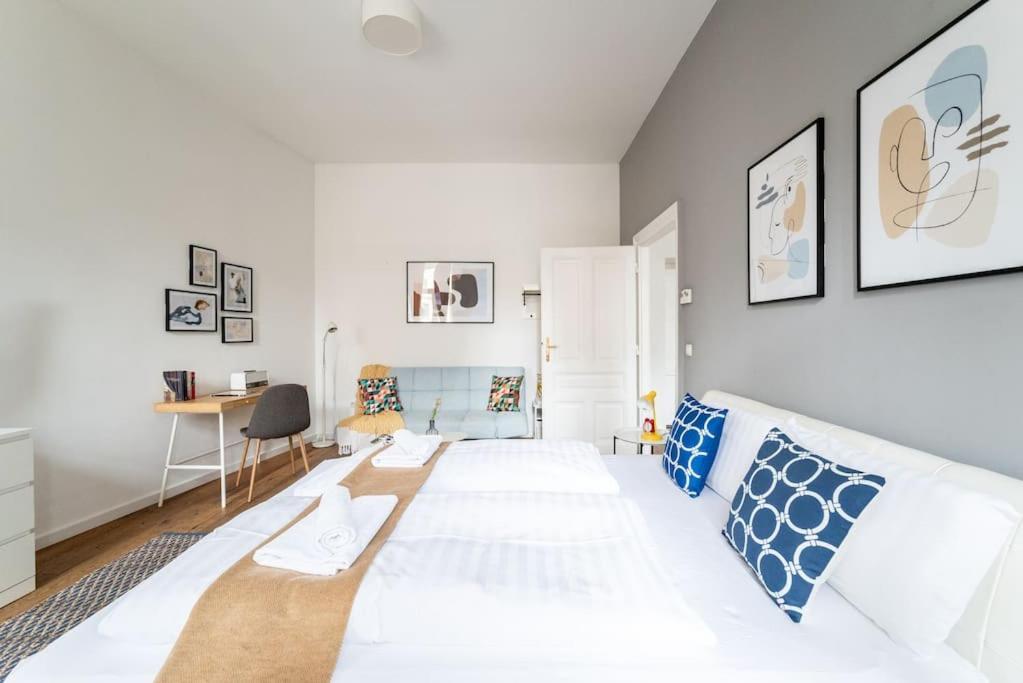 Apartmán Lite 1Br Near Metro & Center By Hm Vídeň Exteriér fotografie